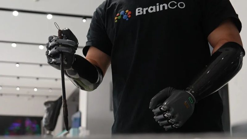 新能源行业数字孪生：构建虚拟镜像，助力智慧运维**